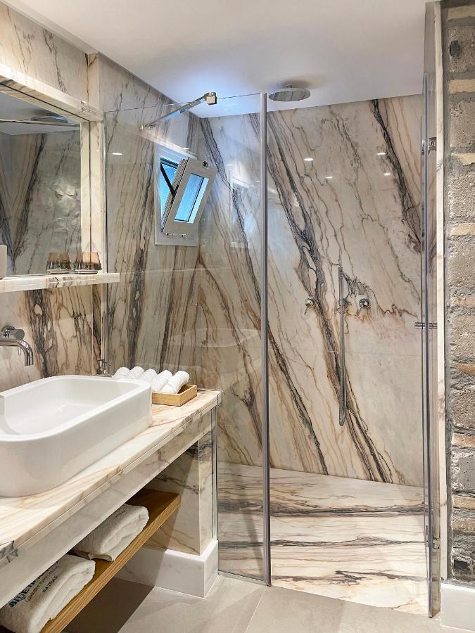 Blue Domino Luxury City Villa 帕特雷 外观 照片