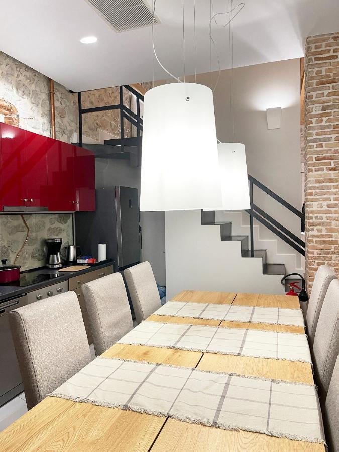Blue Domino Luxury City Villa 帕特雷 外观 照片